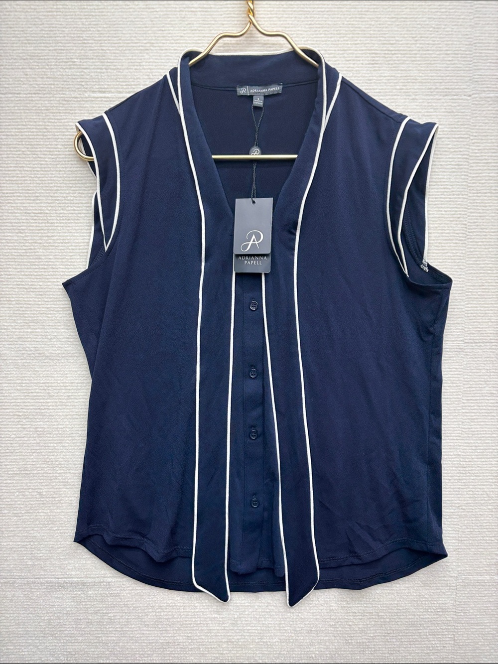 Adrianna Papell Navy Sleeveless Button-Front Top with White Piping Trim s